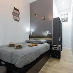アパート Angle Droit- Loft Et Atypique, Climatisation, Vieux-nice