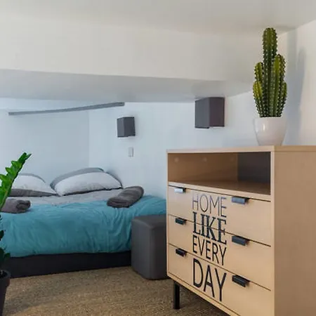 Angle Droit- Loft Et Atypique, Climatisation, Vieux-nice Apartamento *