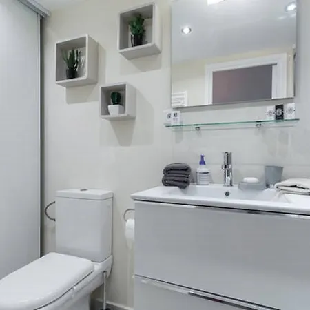 Angle Droit- Loft Et Atypique, Climatisation, Vieux-nice Apartamento *