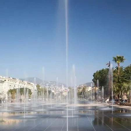 Angle Droit- Loft Et Atypique, Climatisation, Vieux-nice Apartamento *