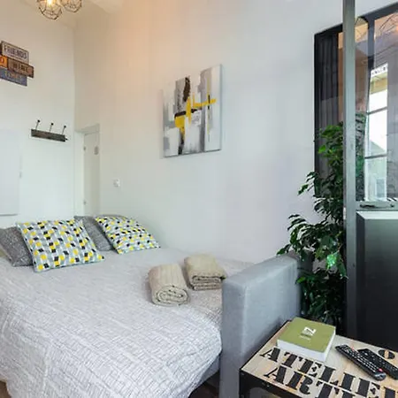 Angle Droit- Loft Et Atypique, Climatisation, Vieux-nice Apartamento Nice