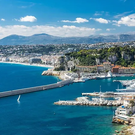 Appartement Angle Droit- Loft Charmant Et Atypique, Climatisation, Vieux-nice