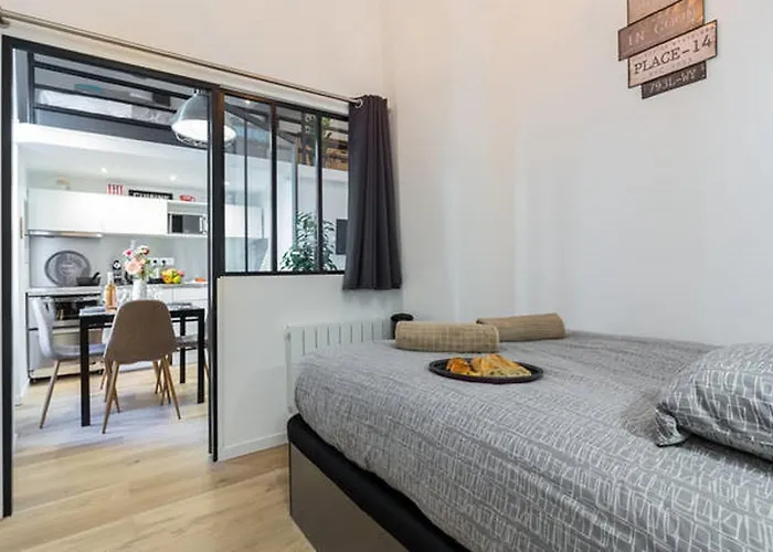 Angle Droit- Loft Et Atypique, Climatisation, Vieux-nice