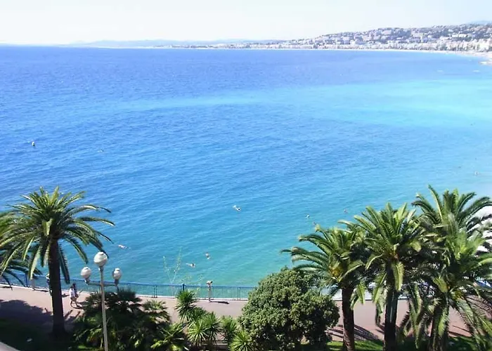 Angle Droit- Loft Et Atypique, Climatisation, Vieux-nice Lägenhet