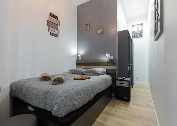 Daire Angle Droit- Loft Et Atypique, Climatisation, Vieux-nice